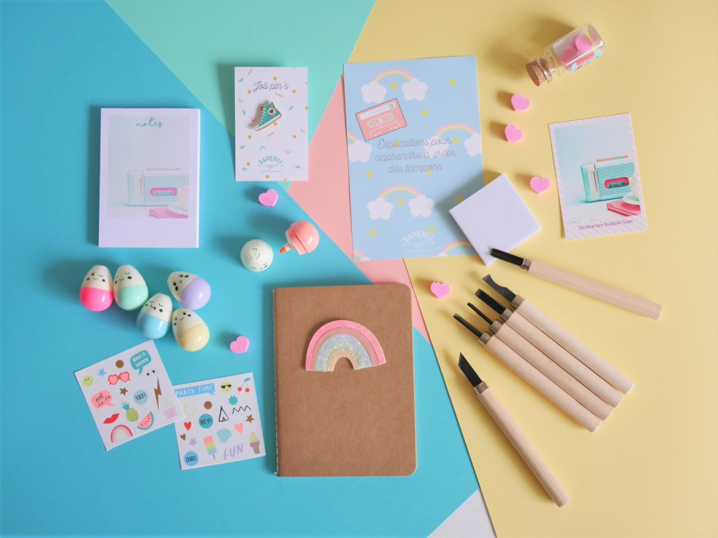 Carnet et accessoires pastel